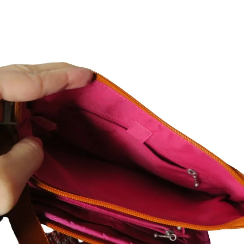 Baggallini everyday crossbody bag - Picture 2 of 7